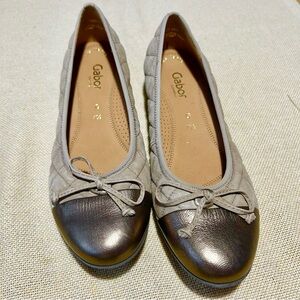 Gabor Quilted Bow Tie Flats 8 1/2* Wide